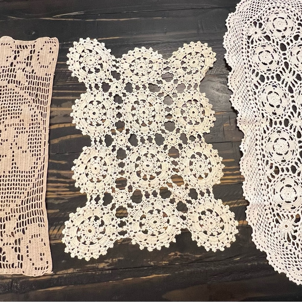 Vintage‎ Crochet Table Runners Set Of 3 Ivory Beige Farmhouse Cottagecore Lovely